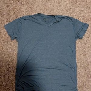 Seed & Sewn V-neck t-shirt. Large, blue